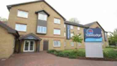 Travelodge Staines Hotel à Staines, GB1