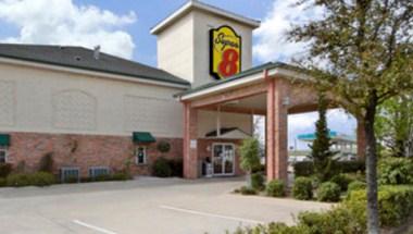 Super 8 by Wyndham Arlington Near AT&T Stadium image
