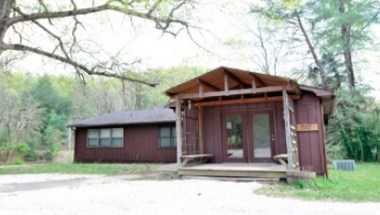 Burnamwood Camp and Conference Center em Irvine, KY