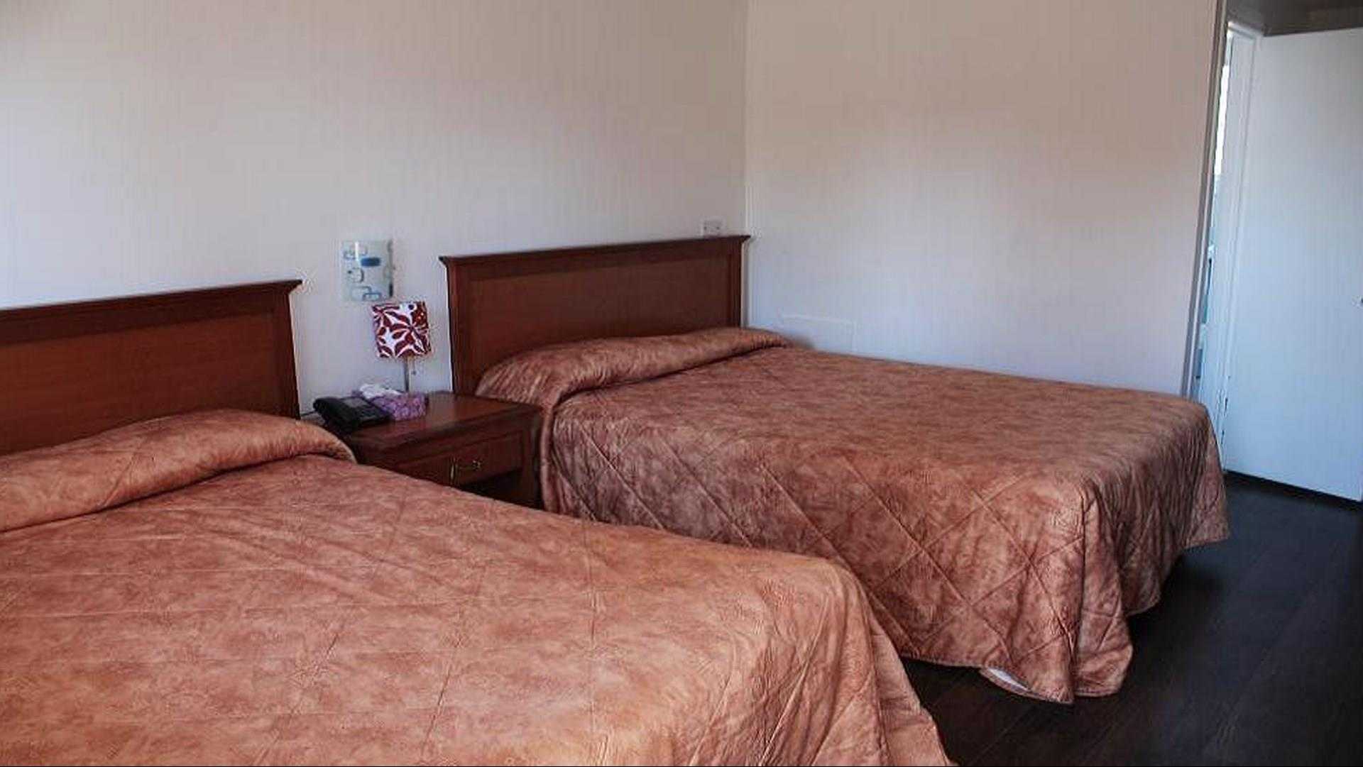 Grand Motel St-Hubert a Longueuil, QC