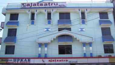Ajatsatru Hotel в Gaya, IN