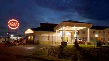Nova Inn Acheson à Acheson, AB