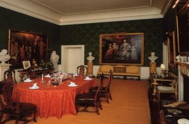 Deene Park в Corby, GB1