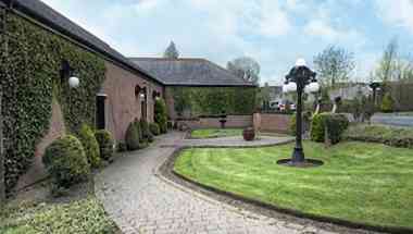 The Railway Hotel, Cumnock, GB2