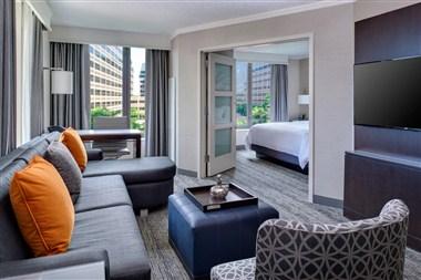 Chicago Marriott Suites O'Hare image