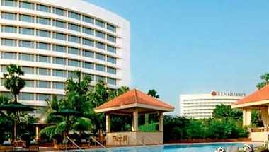 Lakeside Chalet, Mumbai - Marriott Executive Apartments, Mumbai, IN