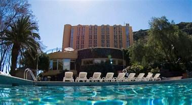 Hotel Dom Pedro Baia Club em Machico, PT