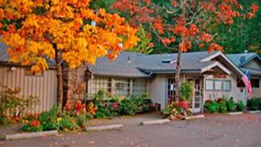 Steamboat Inn, Idleyld Park, OR