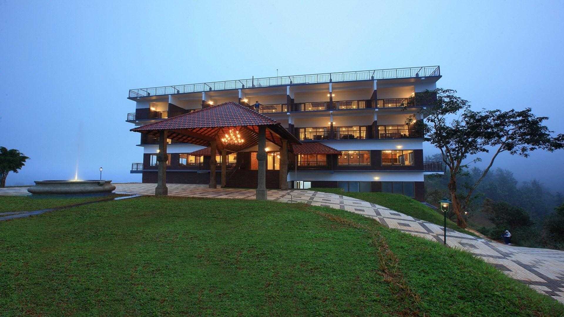 Sharoy Resort в Kalpetta, IN