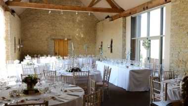Stratton Court Barn в Bicester, GB1