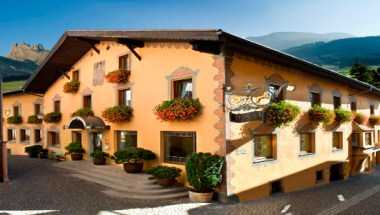 Hotel Cavallino D'oro a Castelrotto, IT