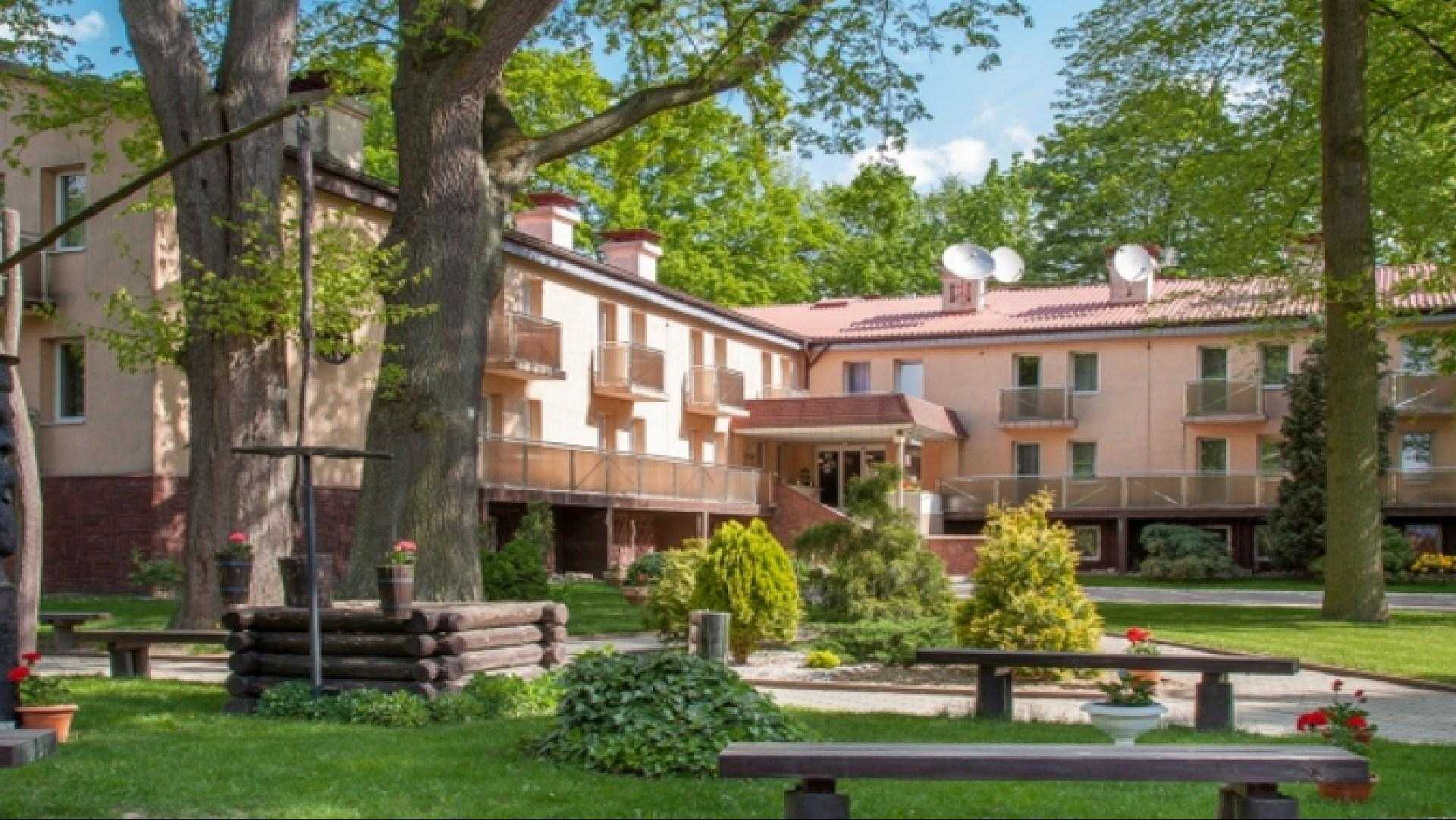 Osrodek Szkolenia Zawodowego w Dobieszkowie en Strykow, PL