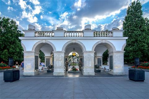Tomb of the Unknown Soldier