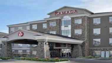 Ramada by Wyndham Stettler à Stettler, AB