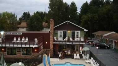 Black Hawk Motel в Wisconsin Dells, WI