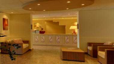 Hotel & Restaurant Corallo в Trinita d'Agultu e Vignola, IT