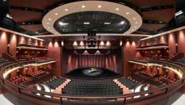 Rose Theatre Brampton в Brampton, ON