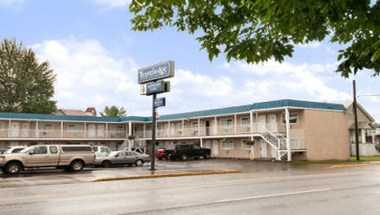 Travelodge by Wyndham Quesnel em Quesnel, BC