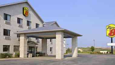 Super 8 by Wyndham Uniontown PA à Uniontown, PA