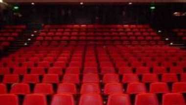 Denny Civic Theatre a Dumbarton, GB2