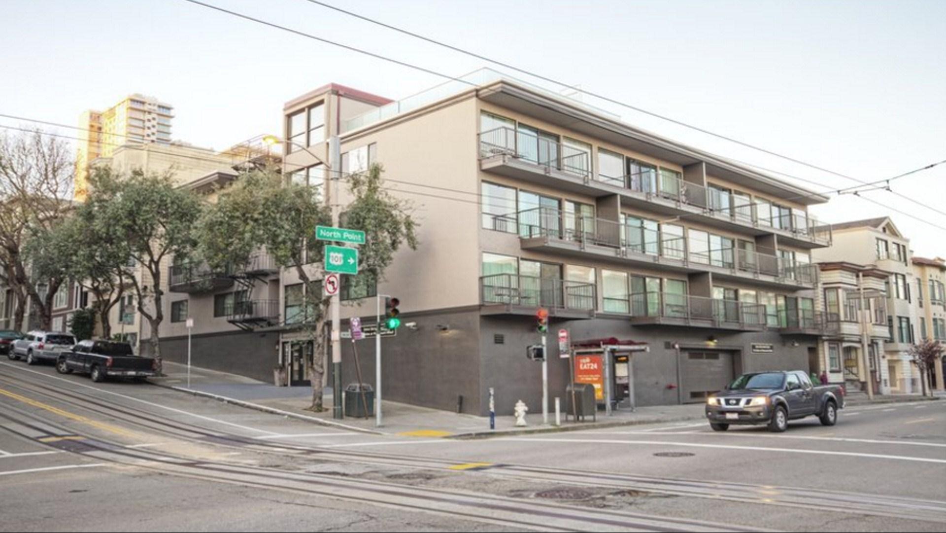 Suites at Fisherman's Wharf image