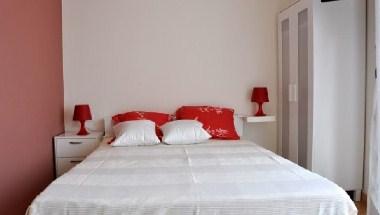 Barcelona City Apartment image