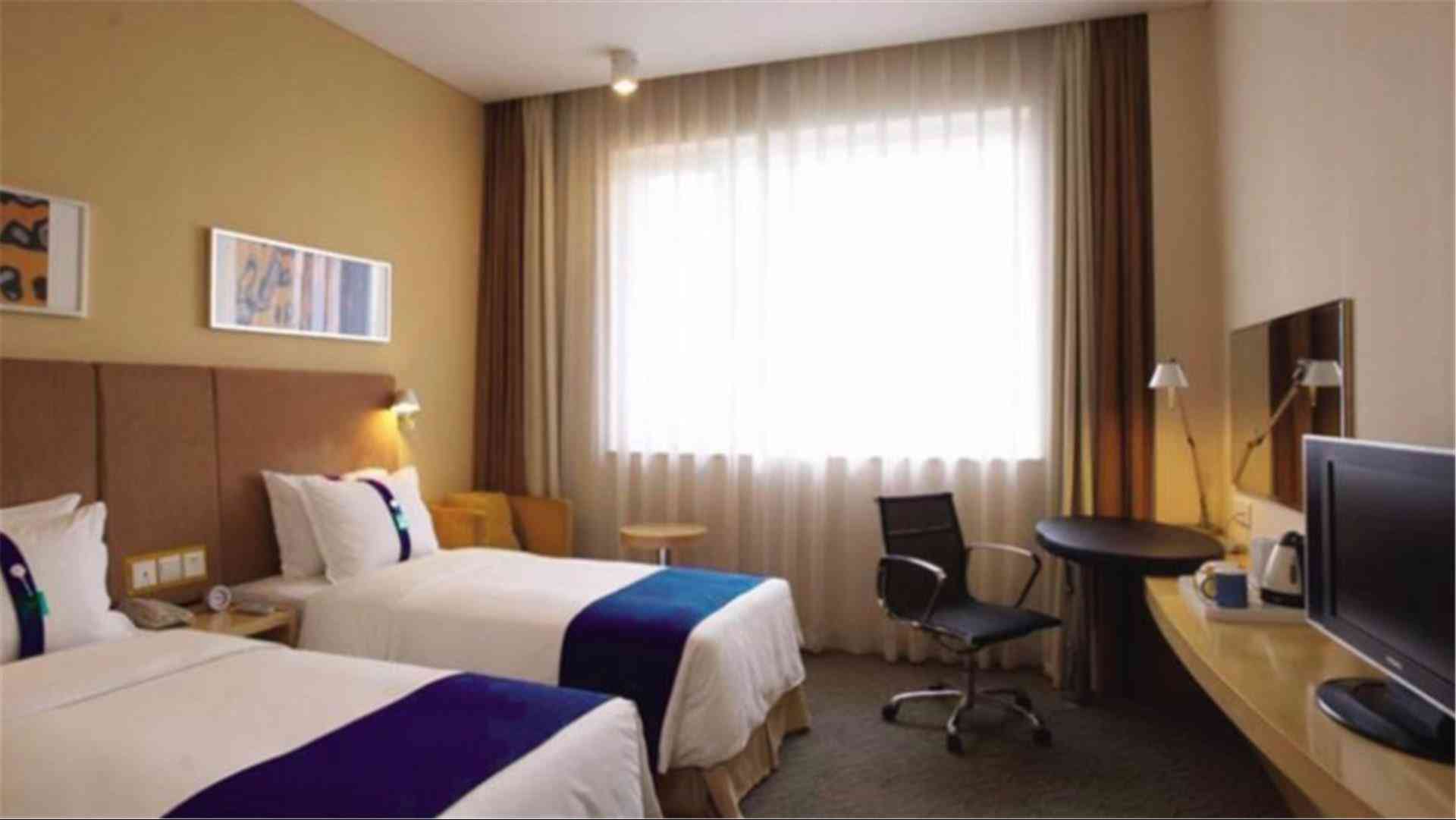 Holiday Inn Express Shanghai Xuhui Binjiang in Schanghai, CN