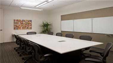 BusinesSuites West End в Nashville, TN