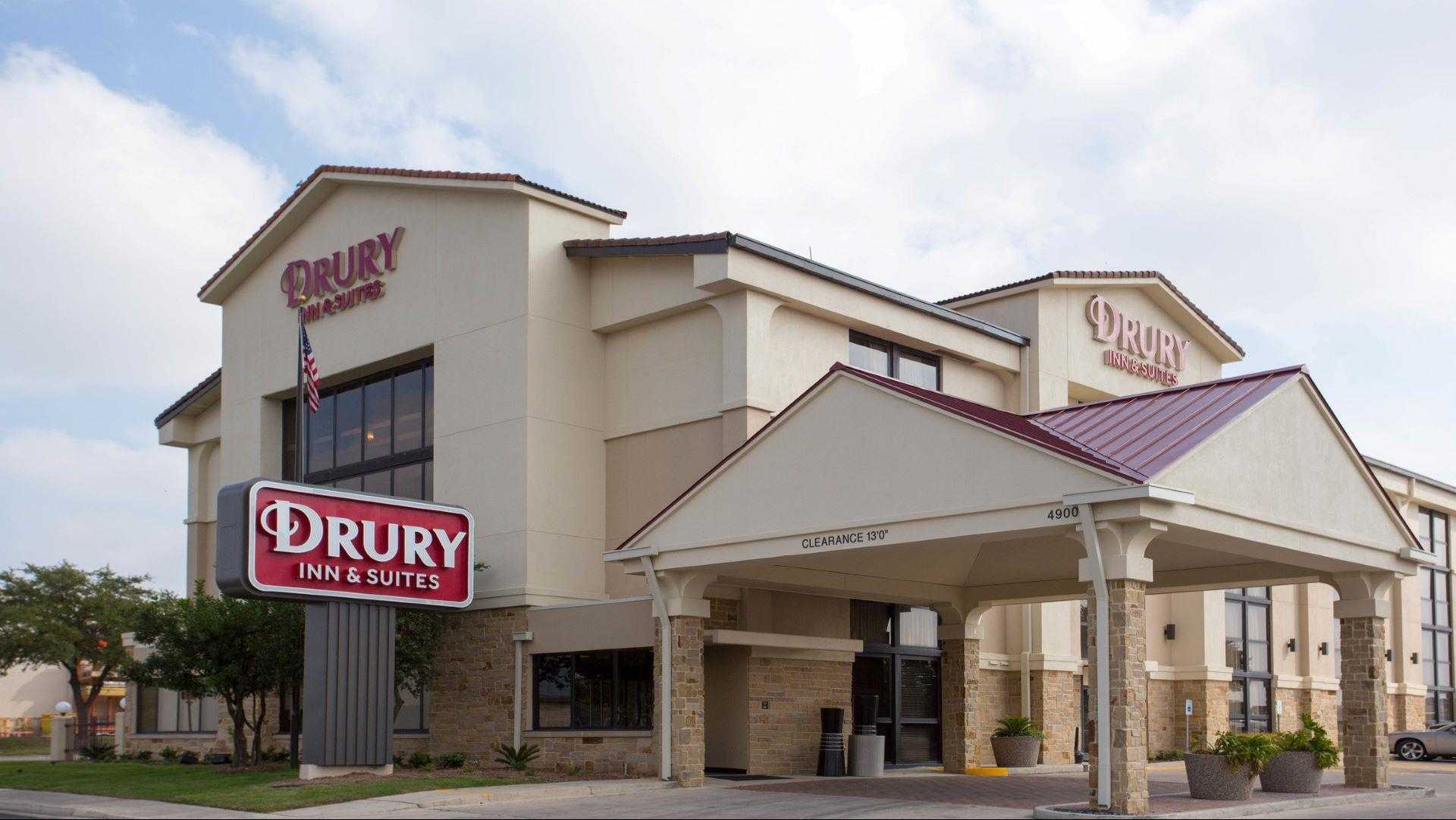 Drury Inn & Suites San Antonio Northeast в San Antonio, TX
