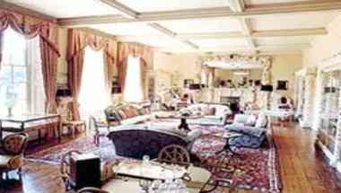 Bodrhyddan Hall in Rhyl, GB3