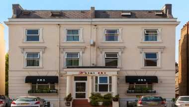 Hotel 261 в London, GB1