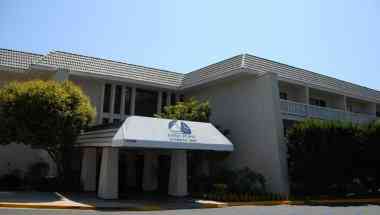 Marina Inn в Dana Point, CA