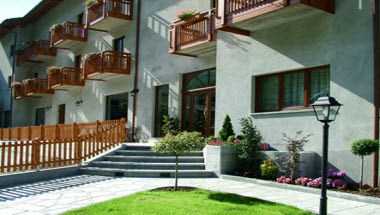 Hotel Ristorante Crabun i Pont-Saint-Martin, IT