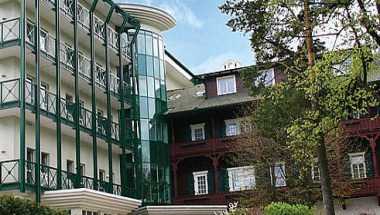 Hotel Schneeberghof i Puchberg am Schneeberg, AT