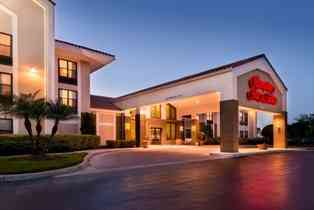 Hampton Inn & Suites Orlando/East UCF Area em Orlando, FL