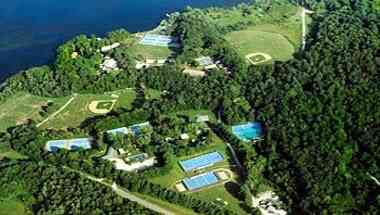 Winadu in Pittsfield, MA