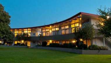 Kennedy Park Top 10 Resort in Napier, NZ