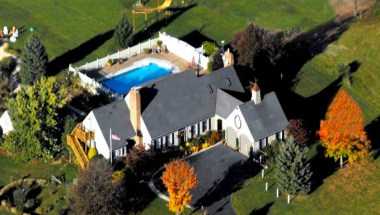 Annville Inn Bed & Breakfast в Annville, PA