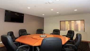 Park Avenue Hotel в Capricorn, AU