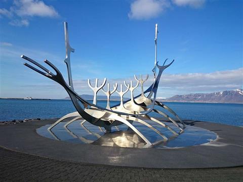 Sun Voyager sculpture