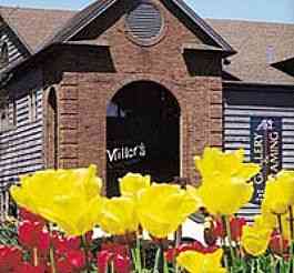 Miller's Smorgasbord Restaurant в Ronks, PA