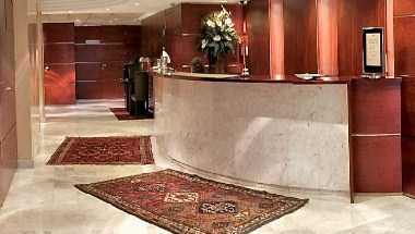 Barcelona, ESにおけるAparthotel Mariano Cubi