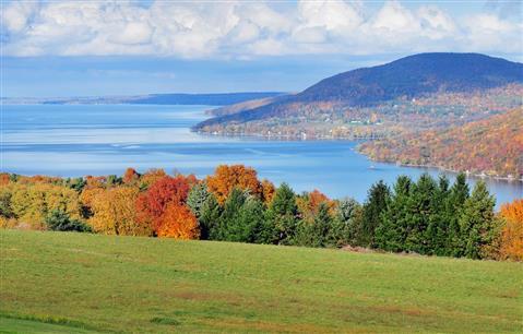 Finger Lakes Visitors Connection in Canandaigua, NY