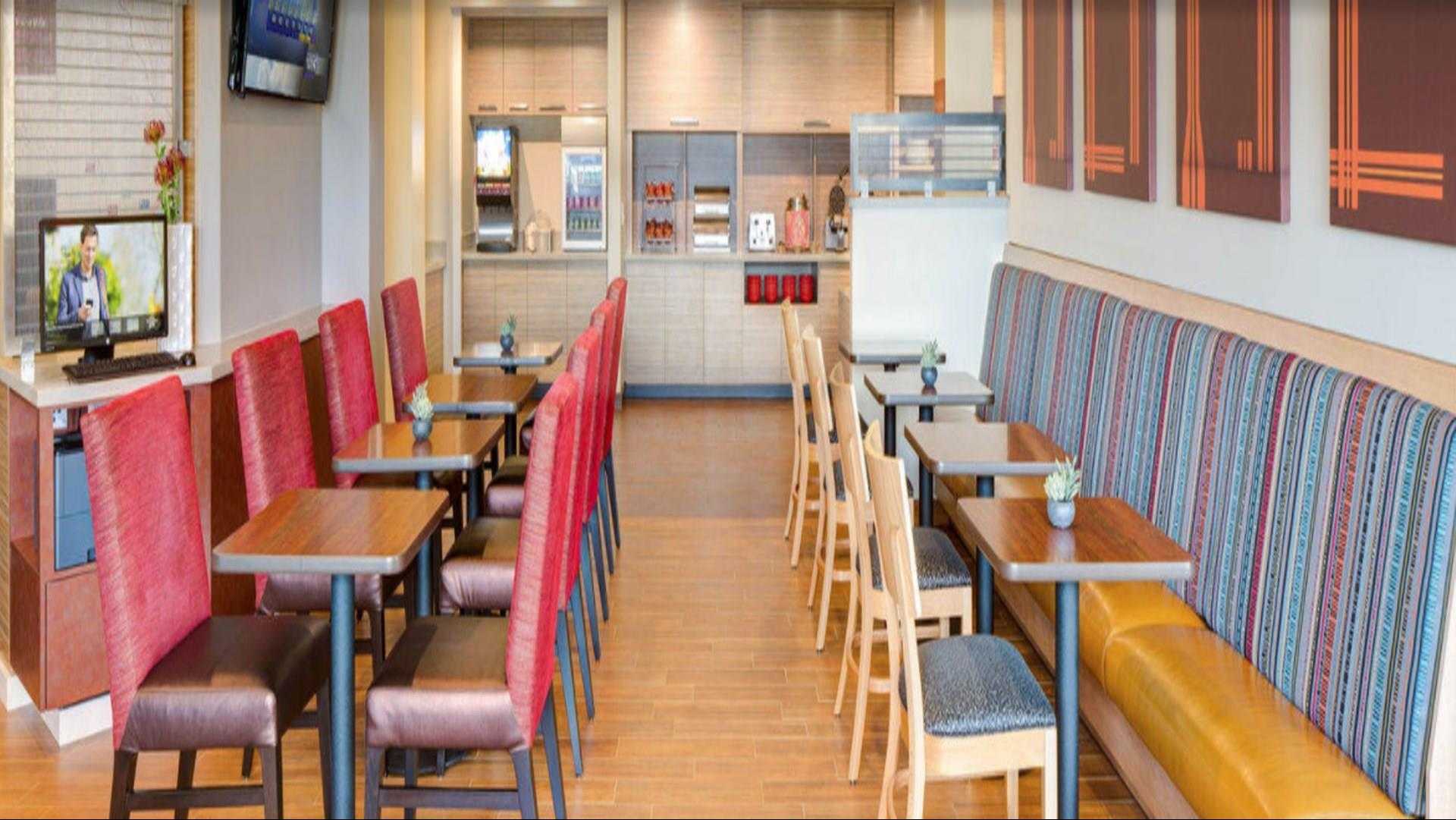 TownePlace Suites by Marriott Tampa South в Tampa, FL