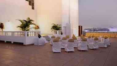 Hotel Utsav Deluxe в Pune, IN