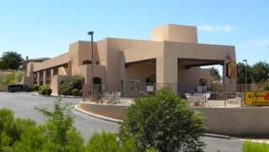 Super 8 by Wyndham Cottonwood image