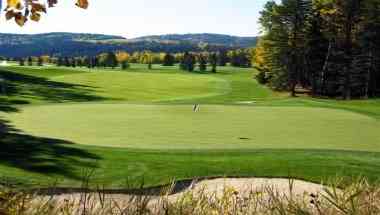Priddis Greens Golf & Country Club a Chestermere, AB