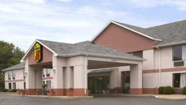 Super 8 by Wyndham Troy IL/St. Louis Area, Troy, IL