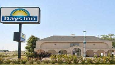 Days Inn by Wyndham Willmar, Willmar, MN