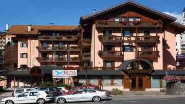 Hotel Adler a Andalo, IT